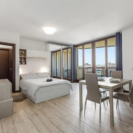 Apartman Monolocale Con Balcone Self Check In Sempione